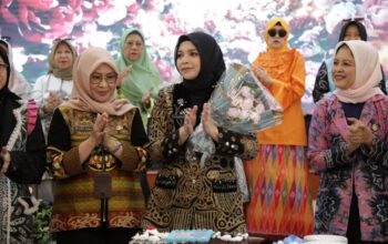 1 4 klmn Kontrak Pemprov 10 BKOW Kalsel suilaturrahmi