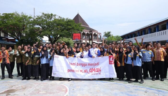 Trio Motor Honda Gelar Edukasi Safety Riding di SMKN 5 Banjarmasin, Bangun Budaya #Cari_Aman di Kalangan Pelajar
