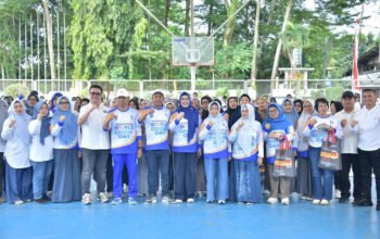 Hal 12 HSS 1 3 klm 11