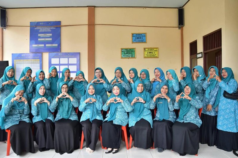 Hal 12 HSS 1 3 klm 12