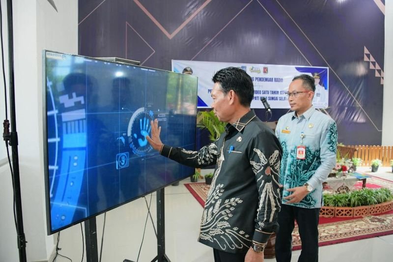 Pemkab HSS Luncurkan Aplikasi "TEROPONG" 1 Hal 12 HSS 1 3 klm 6