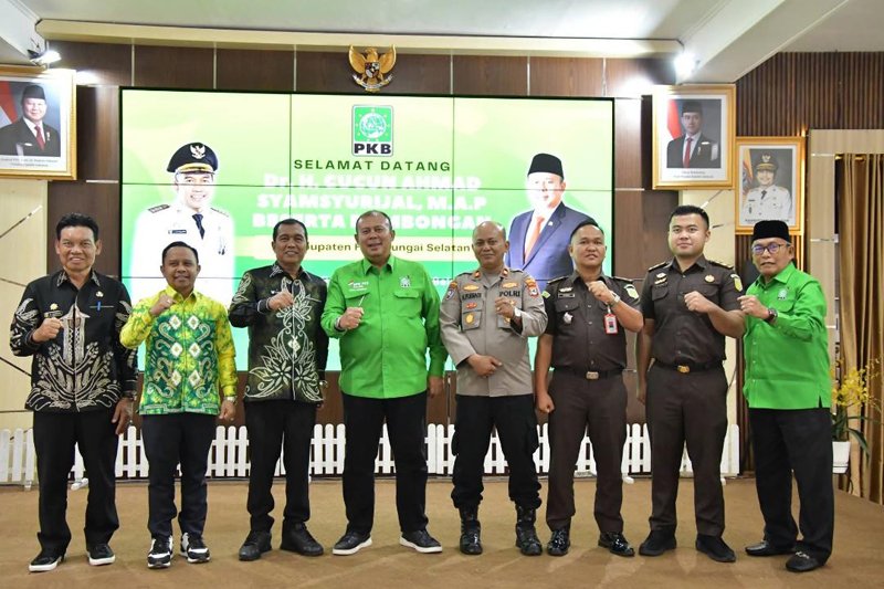 Hal 12 HSS 1 3 klm 7