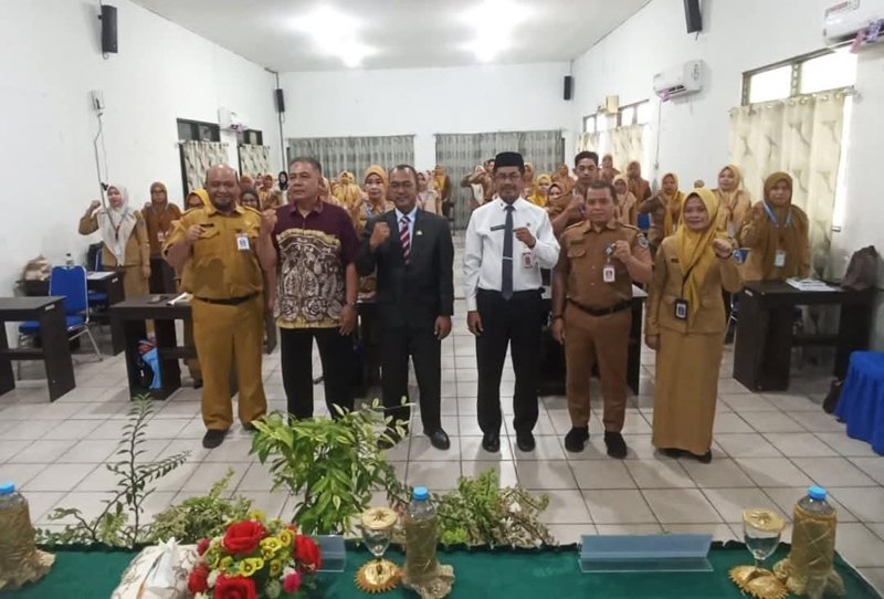 Pemkab HSS Gelar Bimtek Akreditasi Perpustakaan Sekolah 1 Hal 12 HSS 3 klm 10