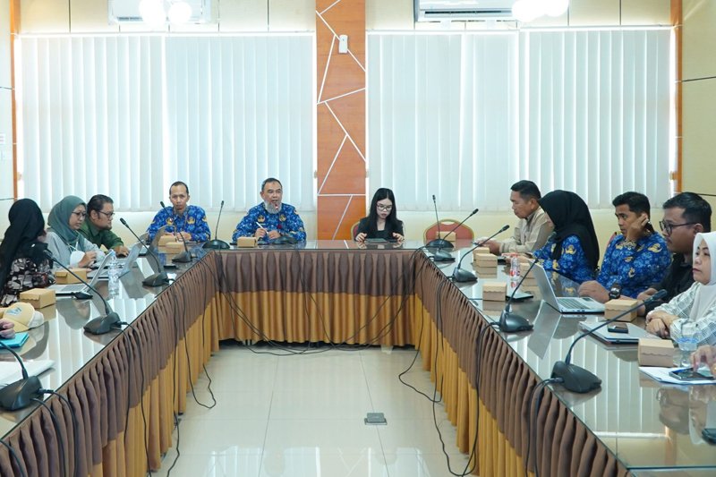 Hal 4 4 KLM Martapura Kunjungan observasi