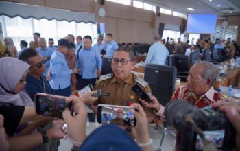 Hal 4 4 KLM Martapura Riam Kiwa