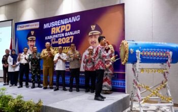 Hal 4 4 KLm Martapura Buka Musrenbang
