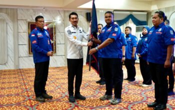 Hal 4 4 KLm Martapura Lantik Bupati