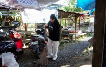 HUT ke-27 Banjarbaru, Pemko Gelar Gotong Royong Bersih Sampah Serentak 4 Hal 6 3 KLM BJB 1 5