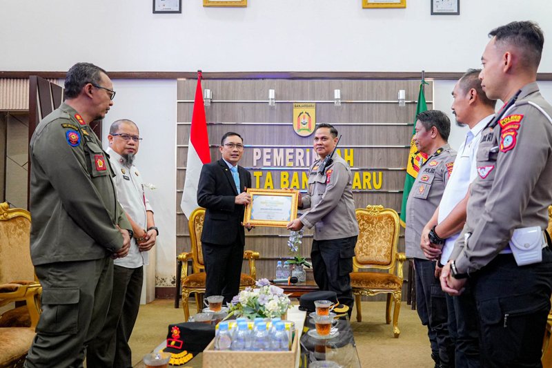 Hal 6 3 KLM BJb 2 11