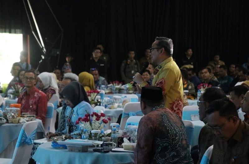 Aspirasi Petani Bendung Jaro II, Bendung Kinarum dan Jalan Akses IKN Prioritas Disampaikan di Musrenbang RKPD Kalsel 2027 1 Hal 8 TABALONG Adv 3 klm 1