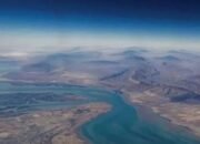 Iran akan Buka Selat Hormuz Selama Dua Pekan