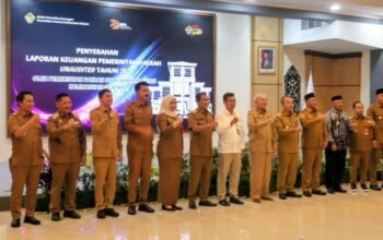 Pemprov Kalsel Serahkan Laporan Keuangan Pemerintah Daerah kepada BPK. 4 IMG 20260411 WA0032