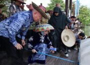 Diresmikan Gubernur Muhidin Dermaga Pasar Terapung di TMII Jakarta