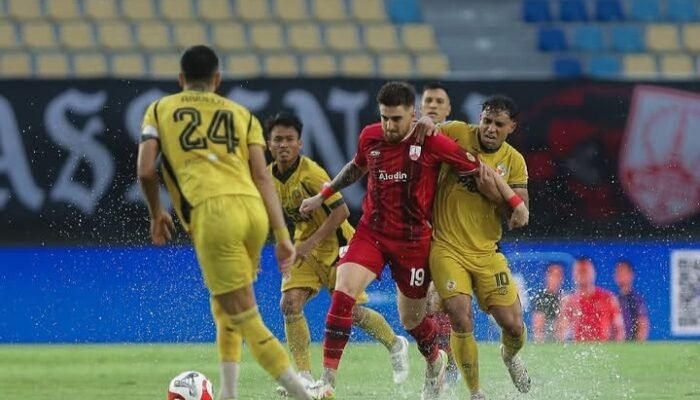 Kalahkan Semen Padang 2-1, Persis Solo Keluar dari Zona Degradasi