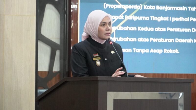 DPRD Banjarmasin Setujui Pembahasan Tiga Raperda Strategis Usulan Pemko 1 IMG 20260413 WA0031 scaled e1776078541934