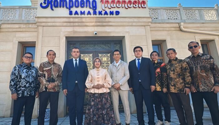 Hotel Kampoeng Indonesia di Komplek Imam BukhariPerkuat Investasi dan Pariwisata Indonesia di Asia Tengah