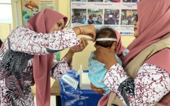 Pertamina Patra Niaga Regional Kalimantan Perkuat Kapasitas Ekonomi Kader Posyandu melalui Dukungan Sarana UMKM 6 IMG 20260414 WA0004