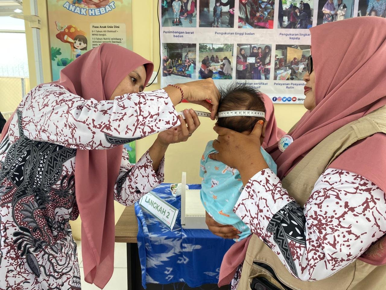 Pertamina Patra Niaga Regional Kalimantan Perkuat Kapasitas Ekonomi Kader Posyandu melalui Dukungan Sarana UMKM 1 IMG 20260414 WA0004