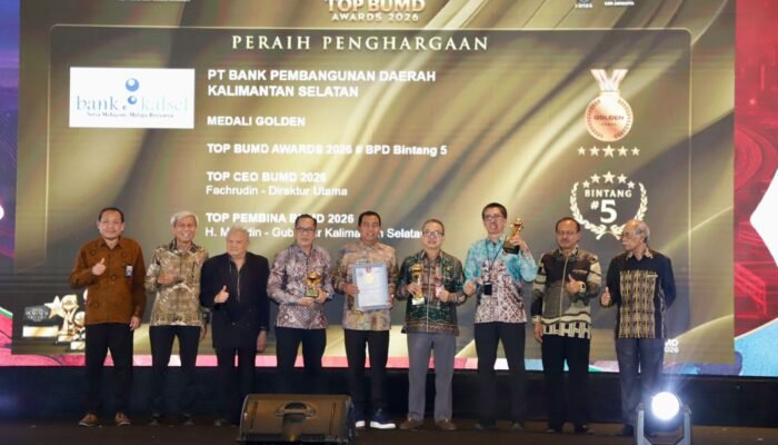 Bank Kalsel Empat Tahun Berturut-Turut Bintang 5 TOP BUMD Awards 2026