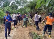 Akses Jalan Warga Tertutup Longsor, TNI-Polri dan BPBD Bergerak Cepat