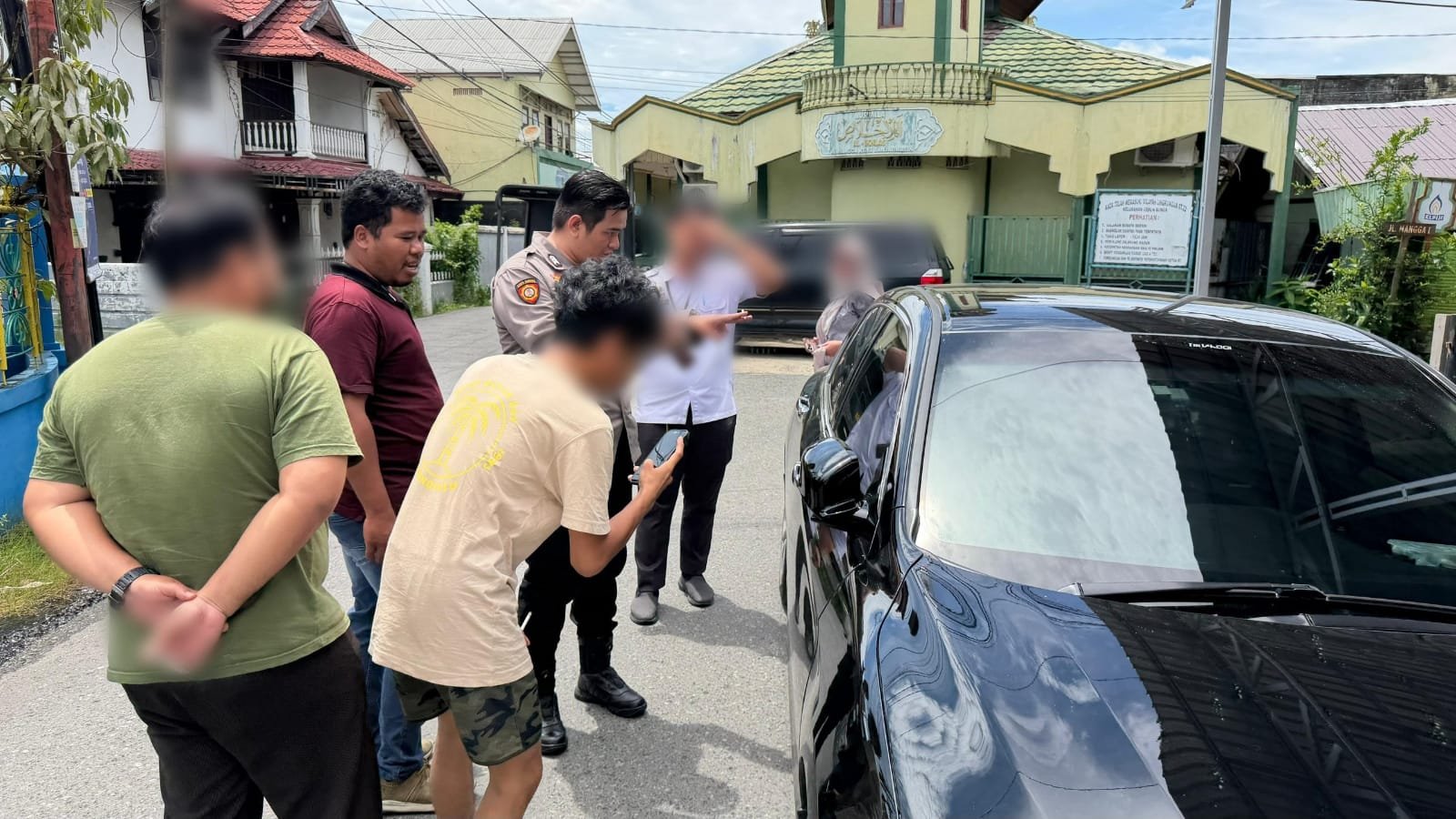 Respon Cepat 110 Polri, Laka Libatkan Dua Emak-Emak di Banjarmasin Timur Berakhir Damai 1 IMG 20260416 WA0009