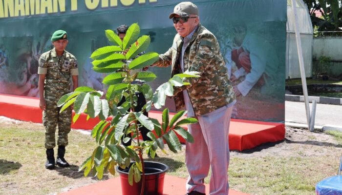 Sinergitas Pangdam XXII/ Tambun Bungai Bersama Gubernur Kalsel dan Kalteng, Tanam Pohon Hingga Lomba Menembak