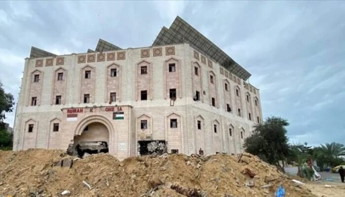 Indonesia Kecam Keras Pemasangan Spanduk Miiter Israel di RS Indonesia Gaza