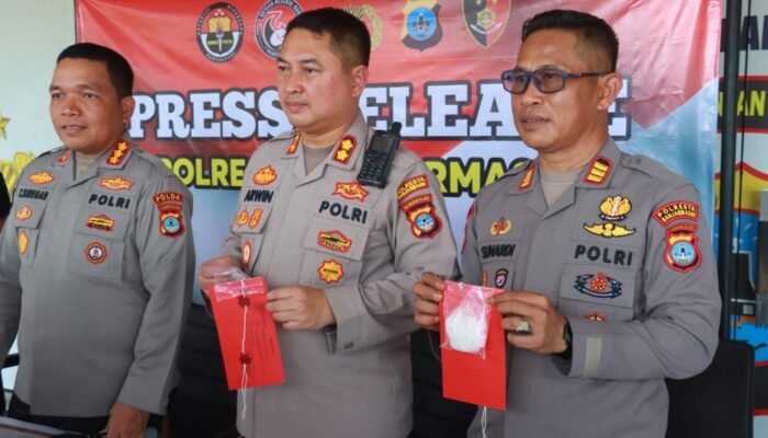 Ratusan Paket Sabu Disita, Satresnarkoba Amankan Warga Teluk Dalam
