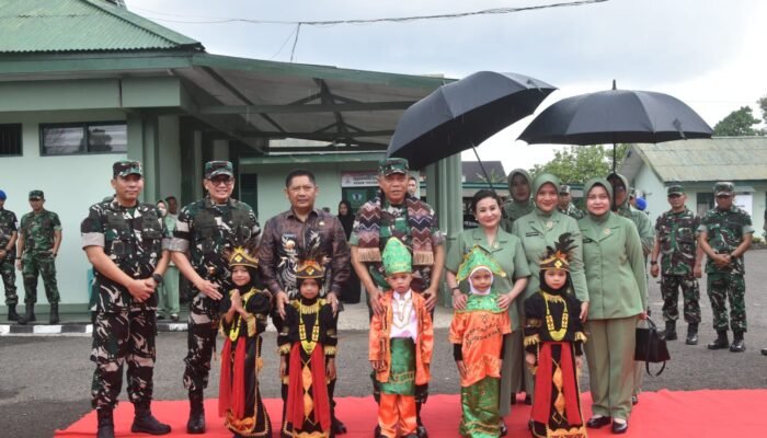 Ketua Persit KCK Daerah XXII/Tambun Bungai Kunjungi Kodim 1002/HST