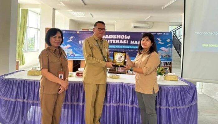 Ribuan Pelajar Serbu Roadshow Festival Harati BI Di Gumas dan Mura