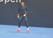 Kalahkan Petenis Jepang, Rifqi Asal Banjarmasin Melaju ke-16 Besar Tunamen Tenis Nakhom Pathom Thailand