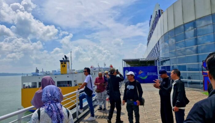 Forwapel Banjarmasin Dikenalkan Layanan Pelabuhan Modern di Terminal GSN Surabaya