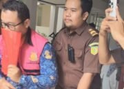Dua Mantan Pejabat Disdik Dijebloskan Penyidik Kejari Banjarmasin ke Tahanan