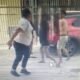 Aksi di Depan Arena H dan H Gym Banjarmasin, Seorang Pria Menenteng Diduga Pistol