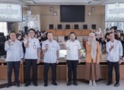 Mahasiswa Administrasi Publik UNISKA Gelar Kunjungan Praktik Manajemen Konflik di DPRD Kalimantan Selatan