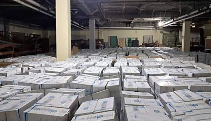 1,5 klm 6.804 Galon Air Zamzam Disiapkan bagi Jemaah Kalsel -Kalteng