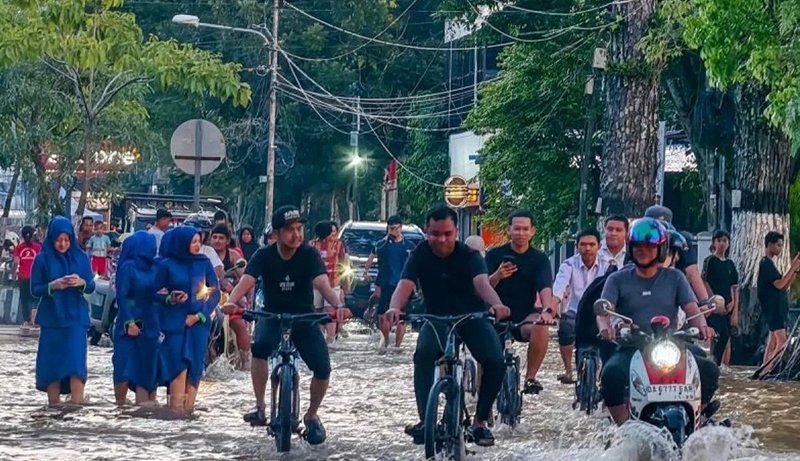 1 utama 5klm 7 cm banjir