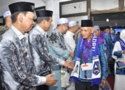 Bupati Pesan Kekompakan 379 Jemaah Haji HSS