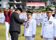 Bupati dan Wabup Dianugrahi Kartika Pamong Praja Muda dan Alumni Kehormatan IPDN