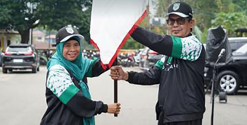 Wabup Lepas Kontingen POPDA Balangan 1 Hal 2 Bal 3 klm 1