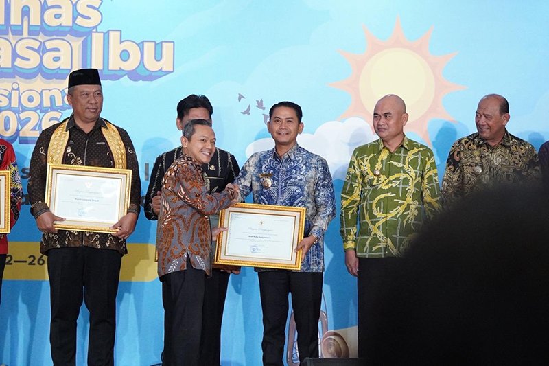 Di Tengah Arus Digital, Banjarmasin Sukses Jaga Bahasa Daerah 1 Hal 5 4 KLM Kontrak 1