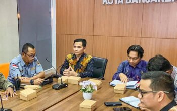 Pemko Banjarbaru Matangkan Perwali Penataan Reklame, Fokus pada Ketertiban dan Estetika Kota 4 Hal 6 3 KLM BJB 1 11