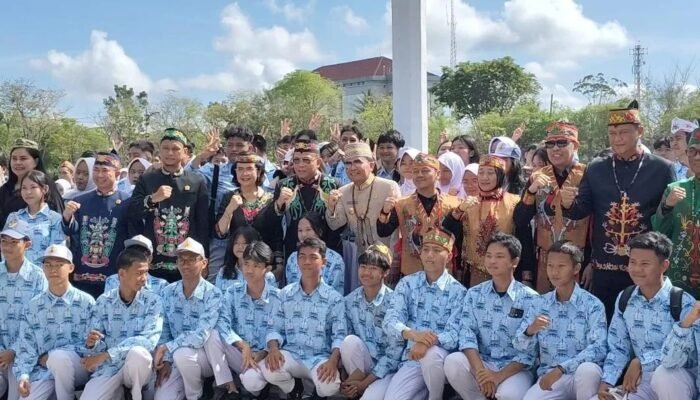 Wamen Disdasmen Pimpin Hardiknas, Hari Bumi dan Otonomi Daerah di Kalteng
