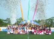 Tim Putri SDN Pagatan Besar Juara KU-10 dan SDN Sungai Lulut 1 Podium Tertinggi KU-10 MilkLife Soccer Challenge Banjarmasin Seri 2