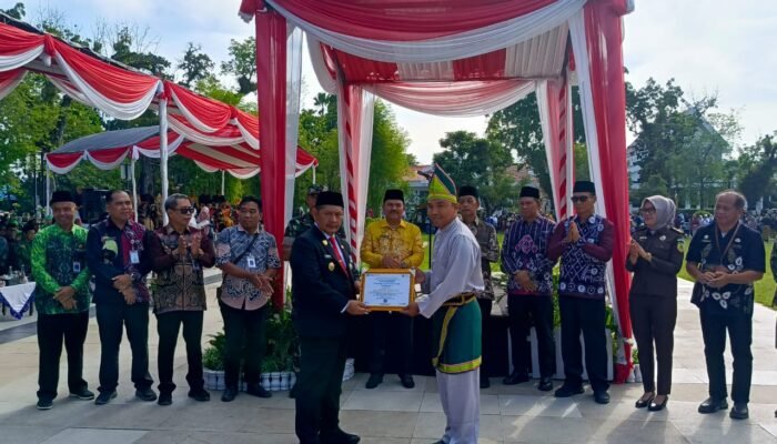 Bupat HST Samsul Rizal Komitmen Wujudkan SPMB yang Adil dan Transparan