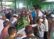 Ratusan Pelayat dari Balangan Hadiri Pemakaman KH Husin Naparin
