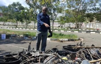 30 Kendaraan Ditemukan Komnas HAM Papua Terbakar di Stadion Lukas Enembe