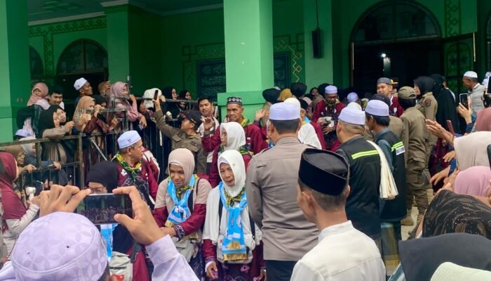 Sebanyak 330 Jemaah Haji HST Diberangkatkan Bersama Kloter 14