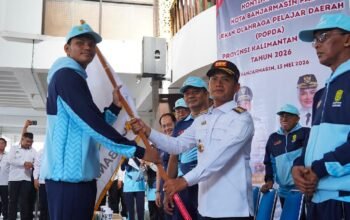 77 Atlet POPDA Dilepas, Banjarmasin Optimis Pertahankan Tradisi Juara 4 IMG 20260513 WA0049