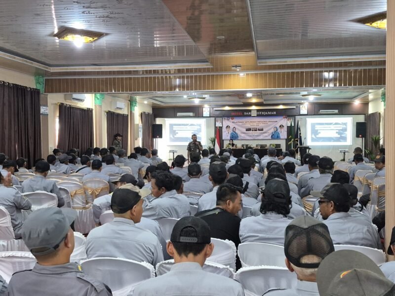Polisi Pamong Praja HST Gelar Pelatihan Satlinmas Desa dan Kelurahan untuk Tingkatkan Kapasitas Aparatur 1 IMG 20260518 WA0053 scaled e1779114093874
